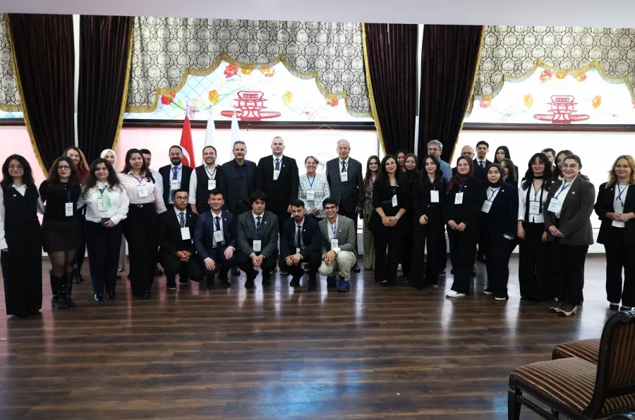 Keçiören'de gençler bağımlılıkla mücadeleyi ele aldı